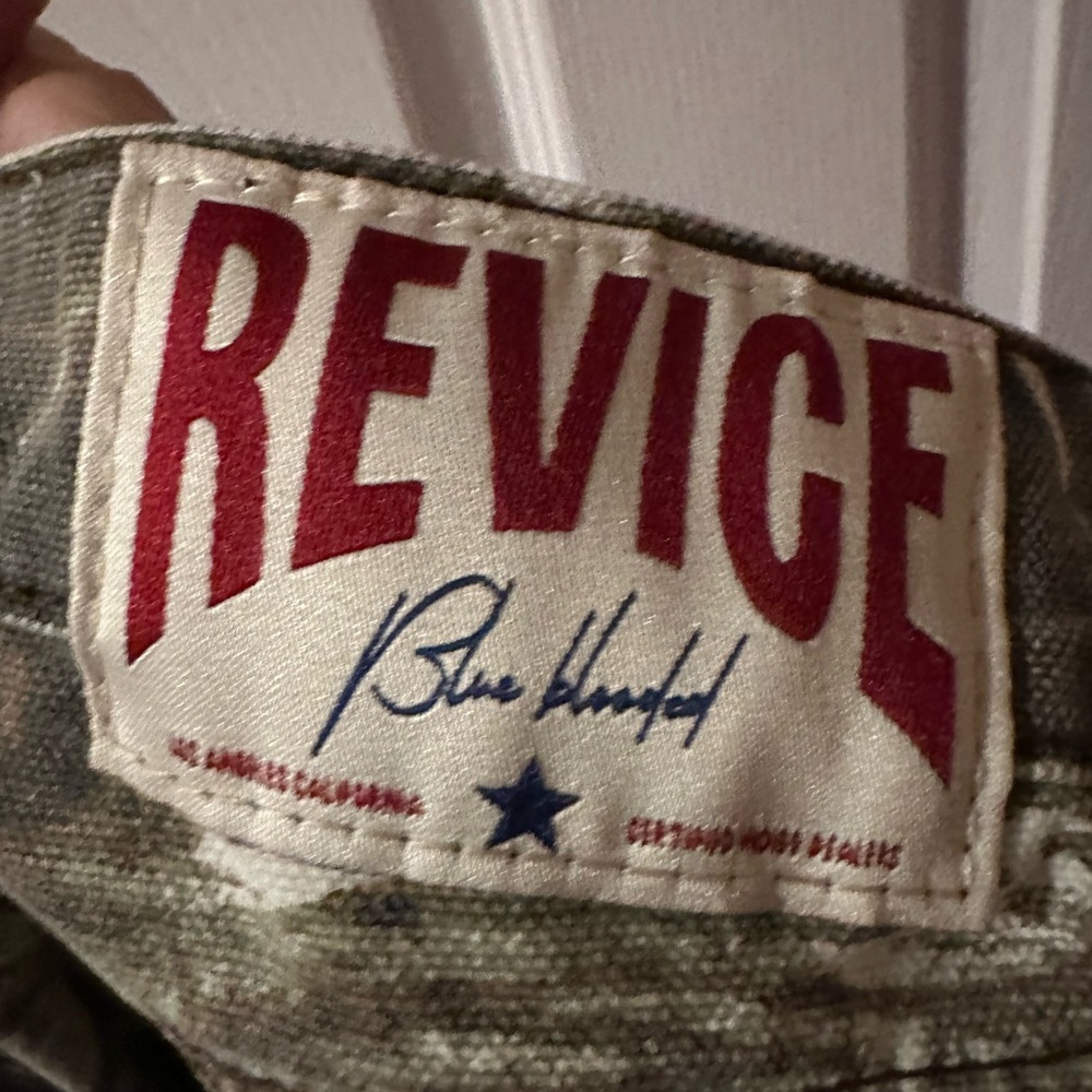 REVICE Camouflage Patterned Pants